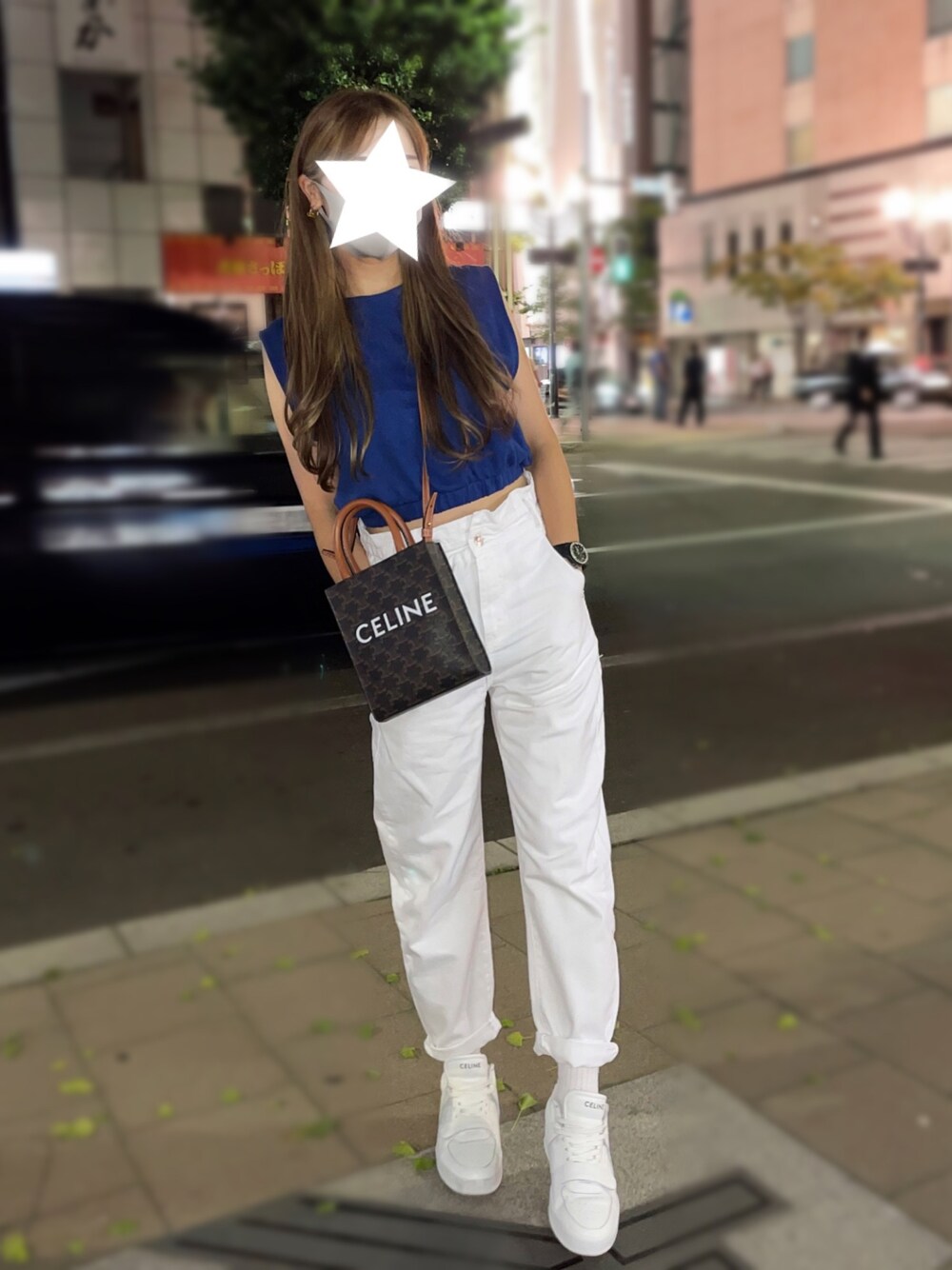 「CELINEのアイテム（スニーカー、ホワイト系）」を使った、✭♡ayaka♡✭さん（レディース・156cm）の夏コーディネートの1枚目の写真