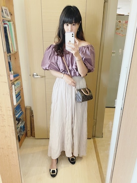 「SNIDEL」｜「アイテム（腕時計）」を使った、Winnie C 🇹🇼さん（レディース・163cm）の秋コーディネート