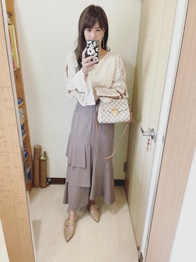 「LouisVuitton」｜「アイテム（スリッポン）」を使った、Winnie C 🇹🇼さん（レディース・163cm）の秋コーディネート