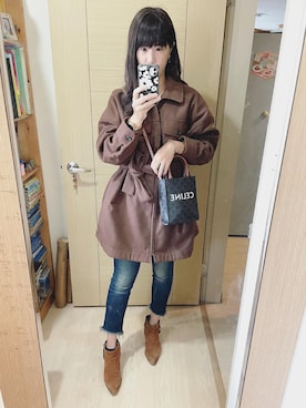「CELINE」｜「アイテム（その他アウター）」を使った、Winnie C 🇹🇼さん（レディース・163cm）の秋コーディネート