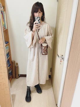 「LOEWE」｜「アイテム（シャツワンピース）」を使った、Winnie C 🇹🇼さん（レディース・163cm）の夏コーディネート