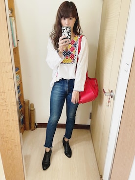 「LOEWE」｜「アイテム（アナログ腕時計）」を使った、Winnie C 🇹🇼さん（レディース・163cm）の春コーディネート