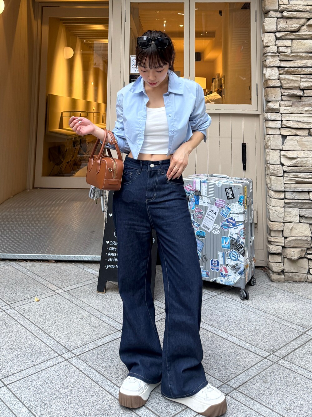 UGG ホワイト ESSENTIAL LACE UP UGG® 公式【 イージー ダジット エッセンシャル レース アップ