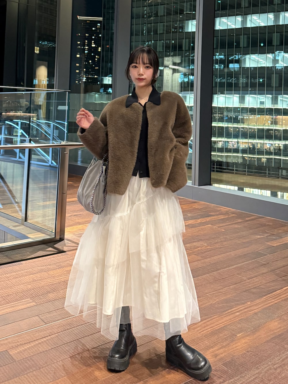 ポロニットセットチュールスカートを使った人気ファッション