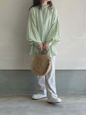 「ラウンドバッグ」｜「アイテム（その他）」を使った、えだ( ¨̮ )さん（レディース・155cm）の春コーディネート