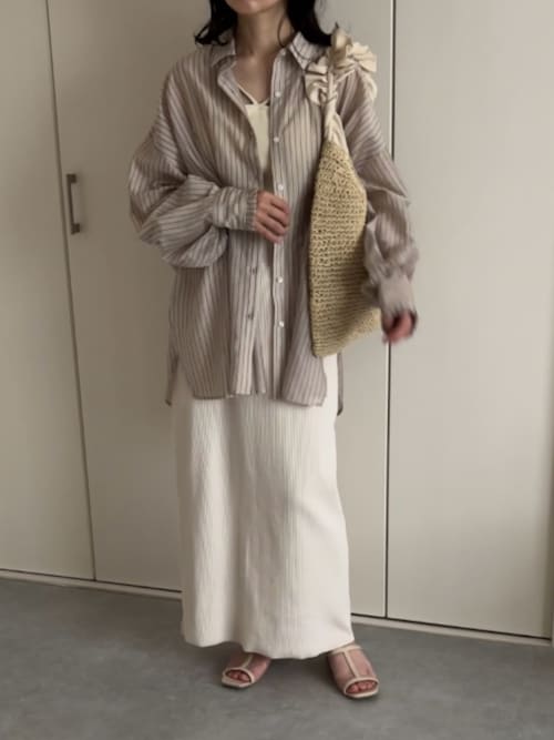 「classicalelf(クラシカルエルフ)の羽織るだけでサマになる。タックシアー長袖ストライプシャツ(シャツ/ブラウス)」を使った、えだ( ¨̮ )さん(レディース・155cm)の春コーディネート