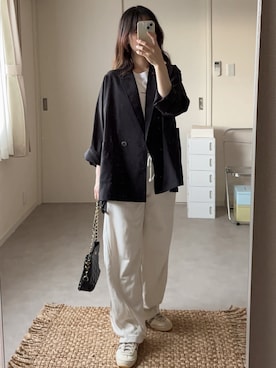 「アイテム（テーラードジャケット、ブラック系）」を使った、えだ( ¨̮ )さん（レディース・155cm）の秋コーディネート