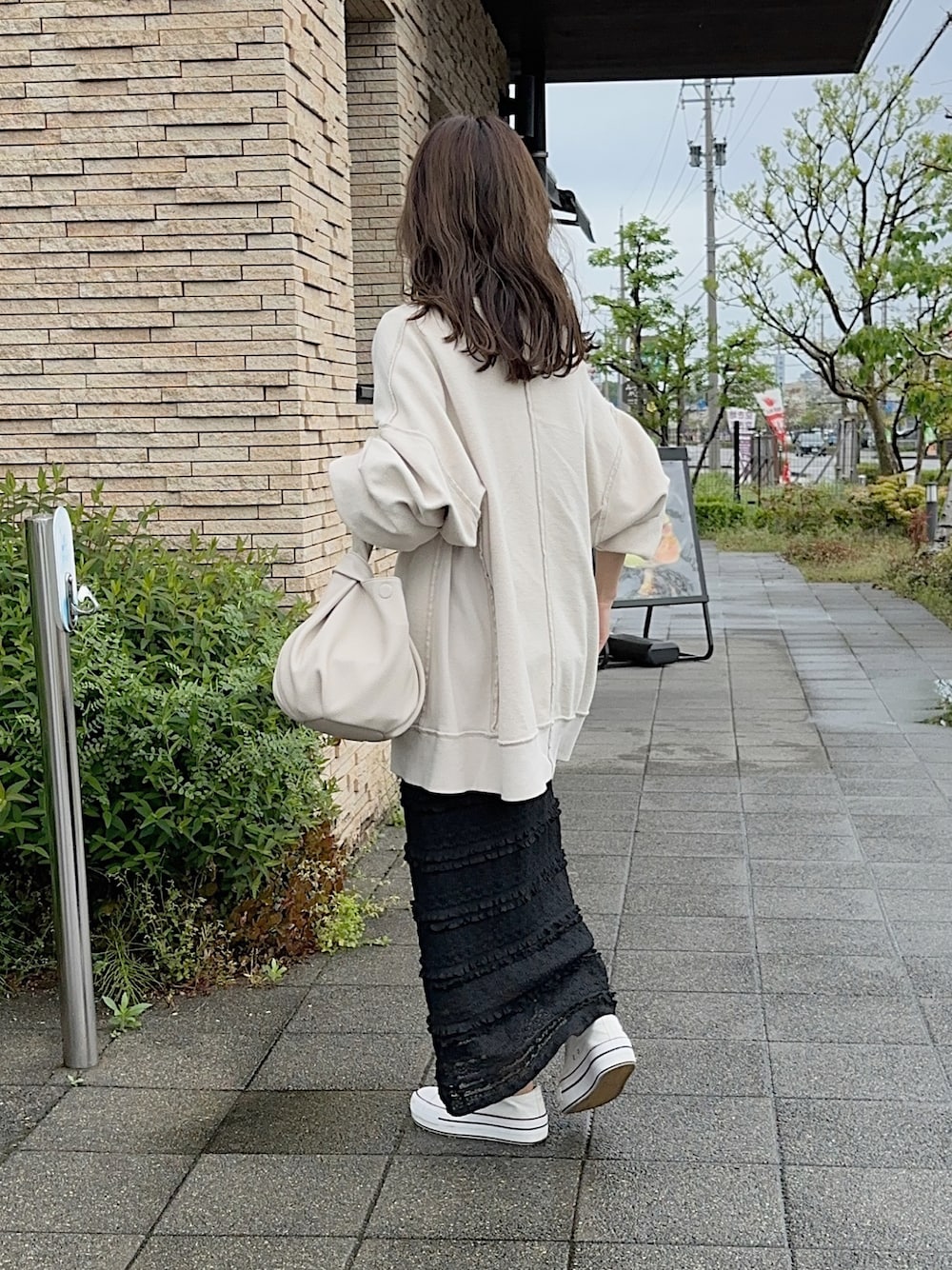 カットパイル裏毛リバーシブルプルオーバー Kastane（カスタネ）の「カットパイル裏毛リバーシブルプルオーバー
