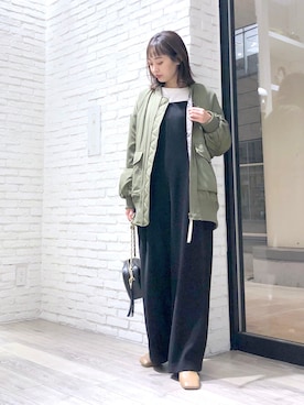 「スクエアトゥ」｜「アイテム（オールインワン・サロペット）」を使った、鐘ヶ江真由子さん（レディース・159cm）の冬コーディネート