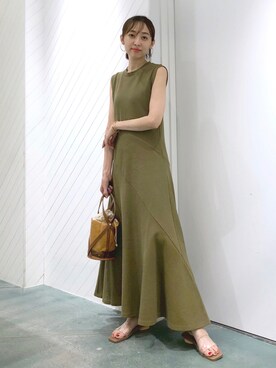 「Andemiu（アンデミュウ）のクリアトートバッグ940559（ショルダーバッグ）」を使った、鐘ヶ江真由子さん（レディース・159cm）の夏コーディネート