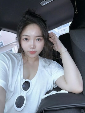 「M（エム）のアイテム（トップス）」を使った、3點69さん（レディース・158cm）の春コーディネート