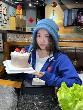 「M（エム）のアイテム（トップス、ホワイト系）」を使った、3點69さん（レディース・158cm）の春コーディネート