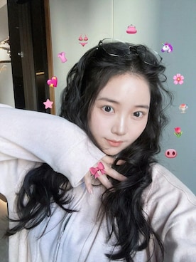 「M（エム）のアイテム（トップス、ホワイト系）」を使った、3點69さん（レディース・158cm）の春コーディネート