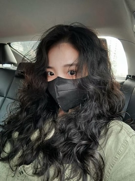 「M（エム）のアイテム（トップス）」を使った、3點69さん（レディース・158cm）の春コーディネート