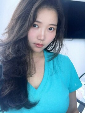 「M（エム）のアイテム」を使った、3點69さん（レディース・158cm）の春コーディネート