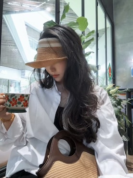 「M（エム）のアイテム（トップス、ホワイト系）」を使った、3點69さん（レディース・158cm）の春コーディネート