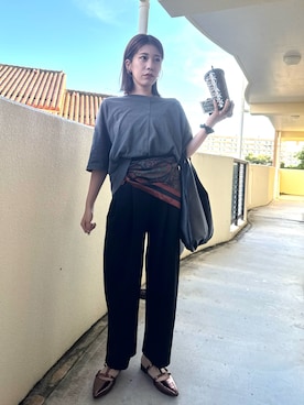 「アイテム（ストール/ショール）」を使った、YUKAさん（レディース・155cm）の秋コーディネート
