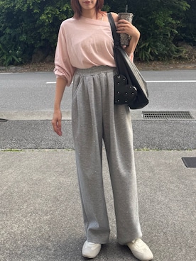 「アイテム（スウェットパンツ）」を使った、YUKAさん（レディース・155cm・20代）の秋コーディネート