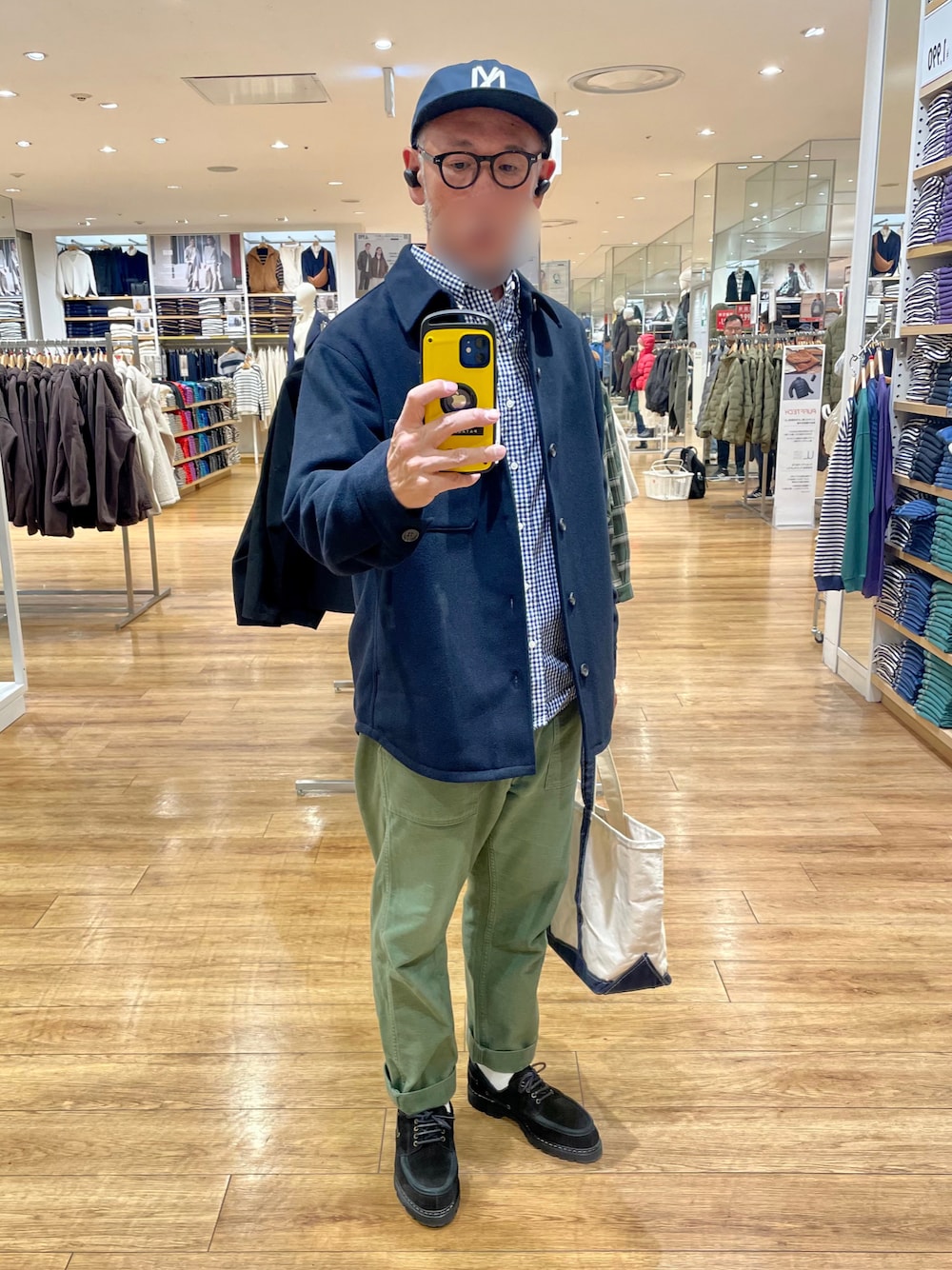 yonemicci70|UNIQLOのその他アウターを使ったコーディネート - WEAR