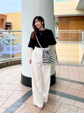 「florist（フローリスト）の【Instagramでバズってる】【2Way】パールチェーンのストライプ柄 or チェック柄ミニショルダーバッグ/ハンドバッグ（ショルダーバッグ）」を使った、RINAさん（レディース・160cm）の夏コーディネート