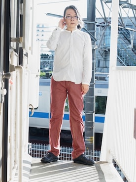 「FREEWHEELERS（フリーホイーラーズ）のアイテム（パンツ）」を使った、s uchidaさん（メンズ・173cm）の夏コーディネート