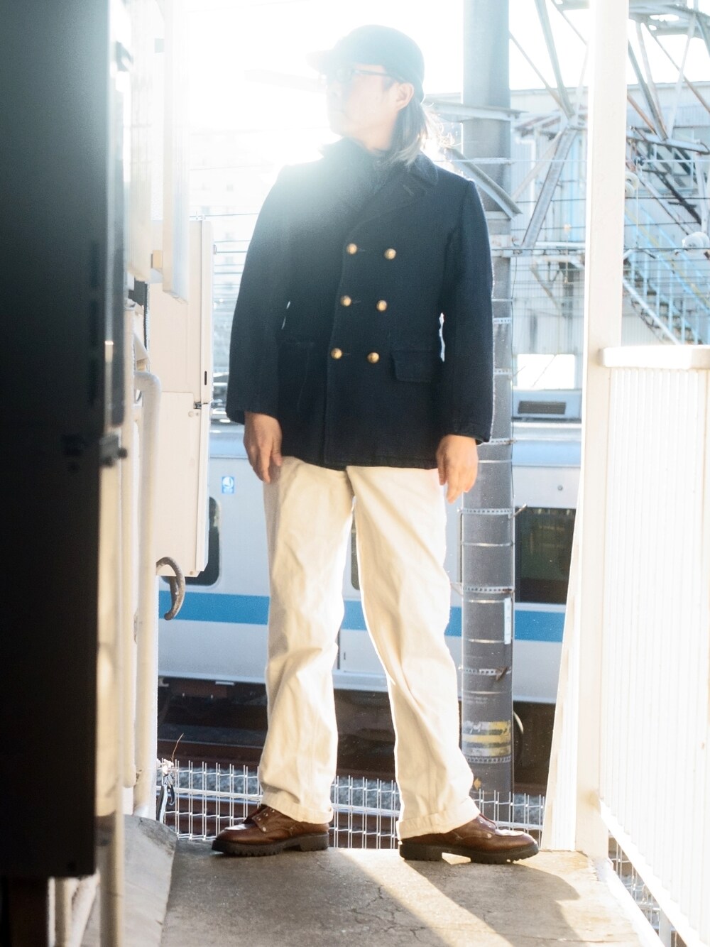 「アメカジ、40代ファッション、おじさん、中年」｜「GARMENT REPRODUCTION OF WORKERSのアイテム（パンツ、ホワイト系）」を使った、s uchidaさん（メンズ・173cm）の冬コーディネートの1枚目の写真