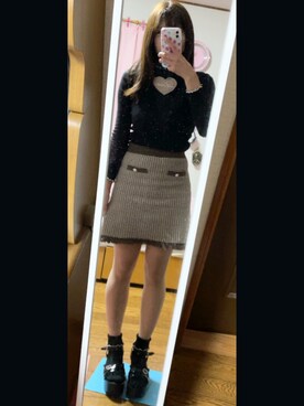 「titty＆Co. PETIT（ティティアンドコープティ）のアイテム（スカート）」を使った、yuさん（レディース・161cm）の冬コーディネート