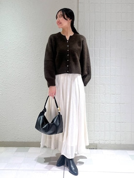 「アイテム（バレッタ/ヘアクリップ）」を使った、keinaさん（レディース・160cm）の秋コーディネート