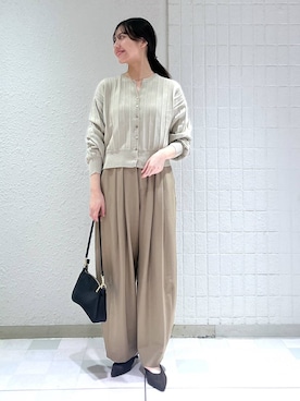 「アイテム（バレッタ/ヘアクリップ）」を使った、keinaさん（レディース・160cm）の秋コーディネート