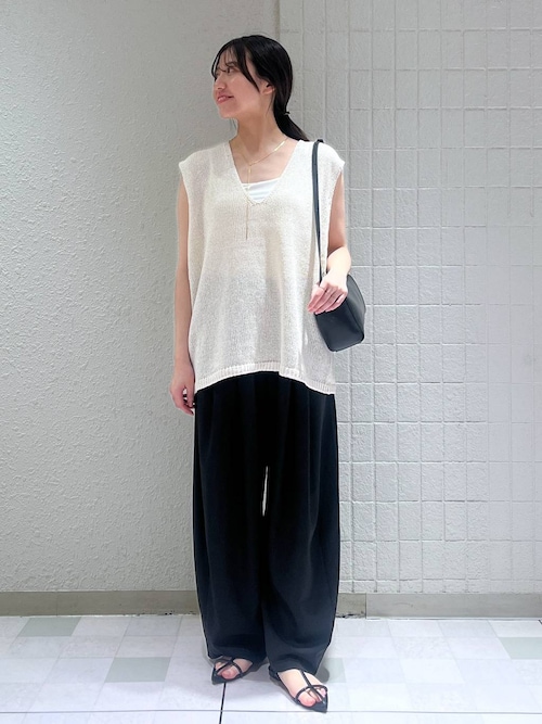 スラックスコクーンボリュームパンツ M apart by lowrys 完売品 A part by｜スラックスコクーンボリュームパンツ | Rakuten
