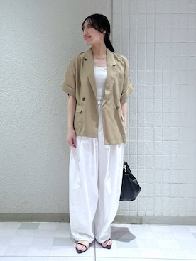 「LOWRYS FARM（ローリーズファーム）のメタルバレッタ　265411（バレッタ/ヘアクリップ、ゴールド系）」を使った、keinaさん（レディース・160cm）の春コーディネート