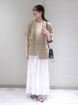 「アイテム（テーラードジャケット、イエロー系）」を使った、keinaさん（レディース・160cm）の夏コーディネート