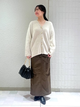 「アイテム（バレッタ/ヘアクリップ）」を使った、keinaさん（レディース・160cm）の秋コーディネート