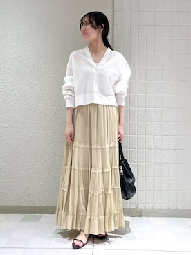 「LOWRYS FARM（ローリーズファーム）のメタルバレッタ　265411（バレッタ/ヘアクリップ、ゴールド系）」を使った、keinaさん（レディース・160cm）の春コーディネート