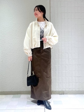 「アイテム（バレッタ/ヘアクリップ）」を使った、keinaさん（レディース・160cm）の秋コーディネート