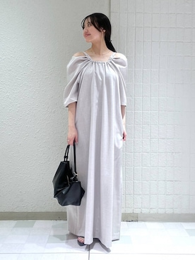 「LOWRYS FARM（ローリーズファーム）のメタルバレッタ　265411（バレッタ/ヘアクリップ、ゴールド系）」を使った、keinaさん（レディース・160cm）の春コーディネート