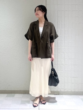 「LOWRYS FARM（ローリーズファーム）のメタルバレッタ　265411（バレッタ/ヘアクリップ、ゴールド系）」を使った、keinaさん（レディース・160cm）の春コーディネート