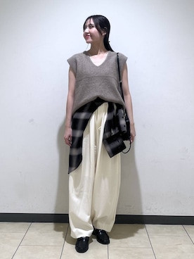 「アイテム（バレッタ/ヘアクリップ、ゴールド系）」を使った、keinaさん（レディース・160cm）の秋コーディネート