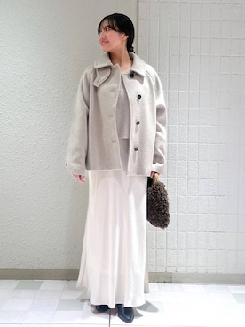 「アイテム（シュシュ）」を使った、keinaさん（レディース・160cm）の冬コーディネート