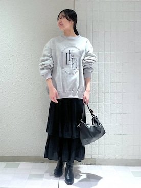 「アイテム（バレッタ/ヘアクリップ）」を使った、keinaさん（レディース・160cm）の秋コーディネート
