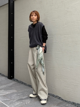 「mil（ミル）のバレルレッグ チノパンツ【586140】（チノパンツ、ベージュ系）」を使った、RIHOさん（レディース・150cm）の秋コーディネート