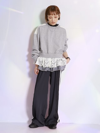 「adidas(アディダス)の【Kep1er ヒュニンバヒエさん着用】 別注 アディダス adidas PRISM COLLECTION ウエストレイヤード スウェットパンツ(スウェットパンツ)」を使った、RIHOさん(レディース・150cm)の秋コーディネート
