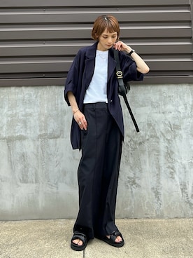 「アイテム（テーラードジャケット）」を使った、RIHOさん（レディース・150cm）の夏コーディネート