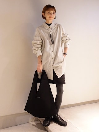 「URBAN RESEARCH(アーバンリサーチ)のnew basic QUIET STRIPE SHIRTS(シャツ/ブラウス)」を使った、RIHOさん(レディース・150cm)の秋コーディネート
