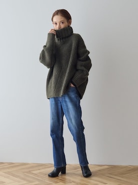 「ボリュームニット」｜「アイテム（パンツ）」を使った、RIHOさん（レディース・150cm）の冬コーディネート
