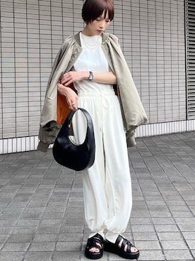 「Robert Clergerie（ロベールクレジュリー）のアイテム」を使った、RIHOさん（レディース・150cm）の秋コーディネート