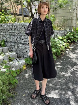 「MOHI（モヒ）の【別注】＜MOHI...＞WEAVE LACEUP シューズ（サンダル、ブラック系）」を使った、RIHOさん（レディース・150cm）の夏コーディネート