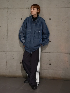 「adidas（アディダス）の【Kep1er シャオティンさん/チェヒョンさん着用】 別注 アディダス adidas PRISM COLLECTION パデッド デニムジャケット（デニムジャケット、ブルー系）」を使った、RIHOさん（レディース・150cm）の秋コーディネート
