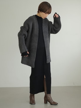 「スリット」｜「アイテム（その他アウター）」を使った、RIHOさん（レディース・150cm）の秋コーディネート