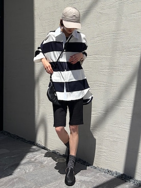 「MIESROHE（ミースロエ）の【MIESROHE|NEW ERA】キャップ（キャップ、ベージュ系）」を使った、RIHOさん（レディース・150cm）の夏コーディネート